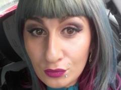 LaureeCandence - female with black hair webcam at xLoveCam