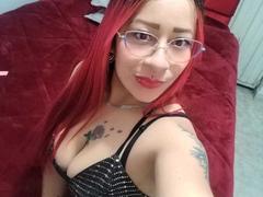 LaurenBlake from xLoveCam