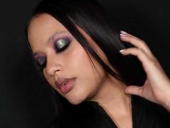 MoniqueLorraine - female with black hair webcam at LiveJasmin