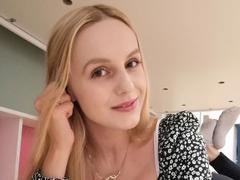 LaurenSommer-hot - blond female webcam at xLoveCam