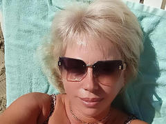 LaurenWishy - blond female webcam at xLoveCam