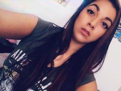 SophieKyle - female with black hair webcam at xLoveCam