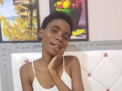 LavyNazier - female webcam at xLoveCam