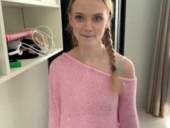 LawanaDavito - blond female webcam at xLoveCam