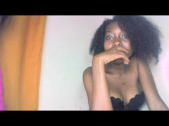 LayanneK - female webcam at xLoveCam