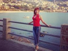 Laaylaa - female with brown hair webcam at LiveJasmin