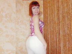 Laaylaa - female with brown hair webcam at LiveJasmin