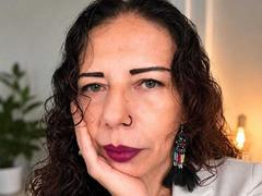 LaylaMilf - blond female with  big tits webcam at xLoveCam