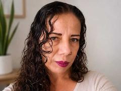 LaylaMilf - blond female with  big tits webcam at xLoveCam