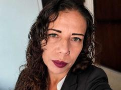 LaylaMilf - blond female with  big tits webcam at xLoveCam