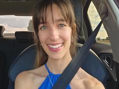 LaylavonHohensee-hot - female with brown hair webcam at xLoveCam