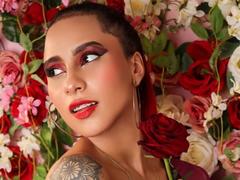 LeahMassonn - female with red hair webcam at LiveJasmin