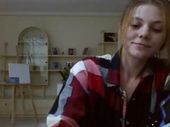 LeahPansies - female with red hair webcam at xLoveCam