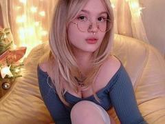 LedyDi-hot - female with brown hair webcam at xLoveCam