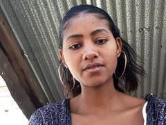 LeeaMara - female webcam at xLoveCam