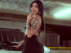 LeiaWong - female with black hair webcam at xLoveCam