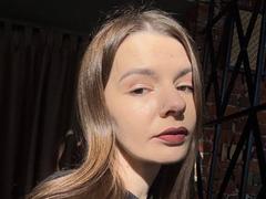 LeidaLala - female with black hair webcam at xLoveCam