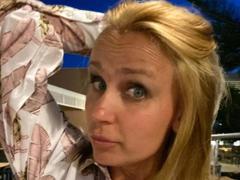Leilani69-hot from xLoveCam