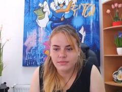 Leiliia from xLoveCam