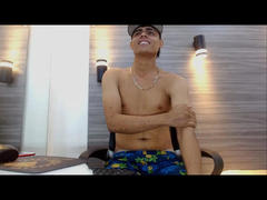 LeleHott from xLoveCam