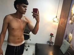 LeleHott - male webcam at xLoveCam