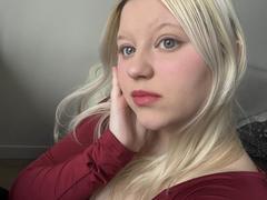 LenaHoney - blond female with  big tits webcam at xLoveCam