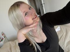 LenaHoney - blond female with  big tits webcam at xLoveCam