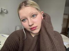 LenaHoney - blond female with  big tits webcam at xLoveCam