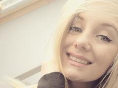 LenaaDoll - blond female webcam at xLoveCam