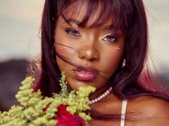 LennyRouss - female with brown hair and  big tits webcam at LiveJasmin