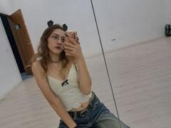 DelfinaAuble - female webcam at xLoveCam