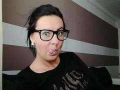 Lenore-hot - female with brown hair webcam at xLoveCam