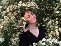 LeonieRahim from xLoveCam