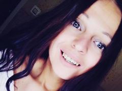 LeonoreElly from xLoveCam