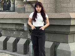 LeoraHardeman - female webcam at xLoveCam