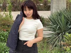 LeoraHardeman - female webcam at xLoveCam