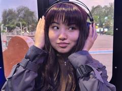 LeoraHardeman - female webcam at xLoveCam