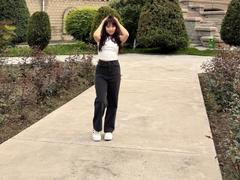 LeoraHardeman - female webcam at xLoveCam