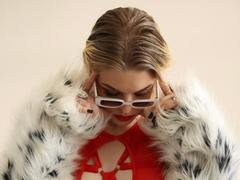 LesliNellenback - female webcam at xLoveCam