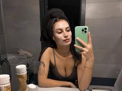 RosettaMcelvy - blond female with  big tits webcam at LiveJasmin