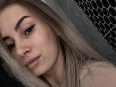 RosettaMcelvy - blond female with  big tits webcam at LiveJasmin