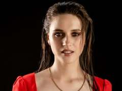 LeslieKorfs - female with brown hair and  small tits webcam at LiveJasmin