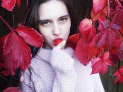 LeslieKorfs - female with brown hair and  small tits webcam at LiveJasmin
