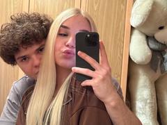 LessieKirtner from xLoveCam