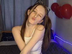 LeticiaEttl - female with brown hair and  big tits webcam at xLoveCam