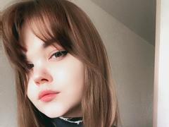 LettyRussum - female webcam at xLoveCam