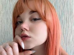 LettyRussum - female webcam at xLoveCam