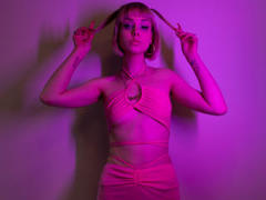 LexiexWild - blond female webcam at xLoveCam