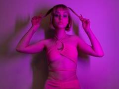 LexiexWild - blond female webcam at xLoveCam