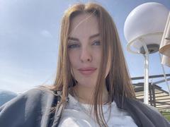 LexxiJoy - blond female webcam at xLoveCam